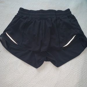 Black Lulu🍋 shorts